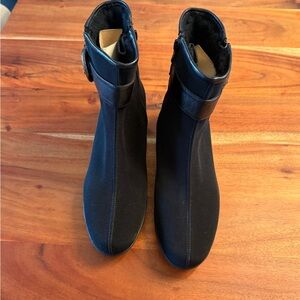 Stuart Weitzman Black Women's Ankle Boots, fur lined and waterproof!